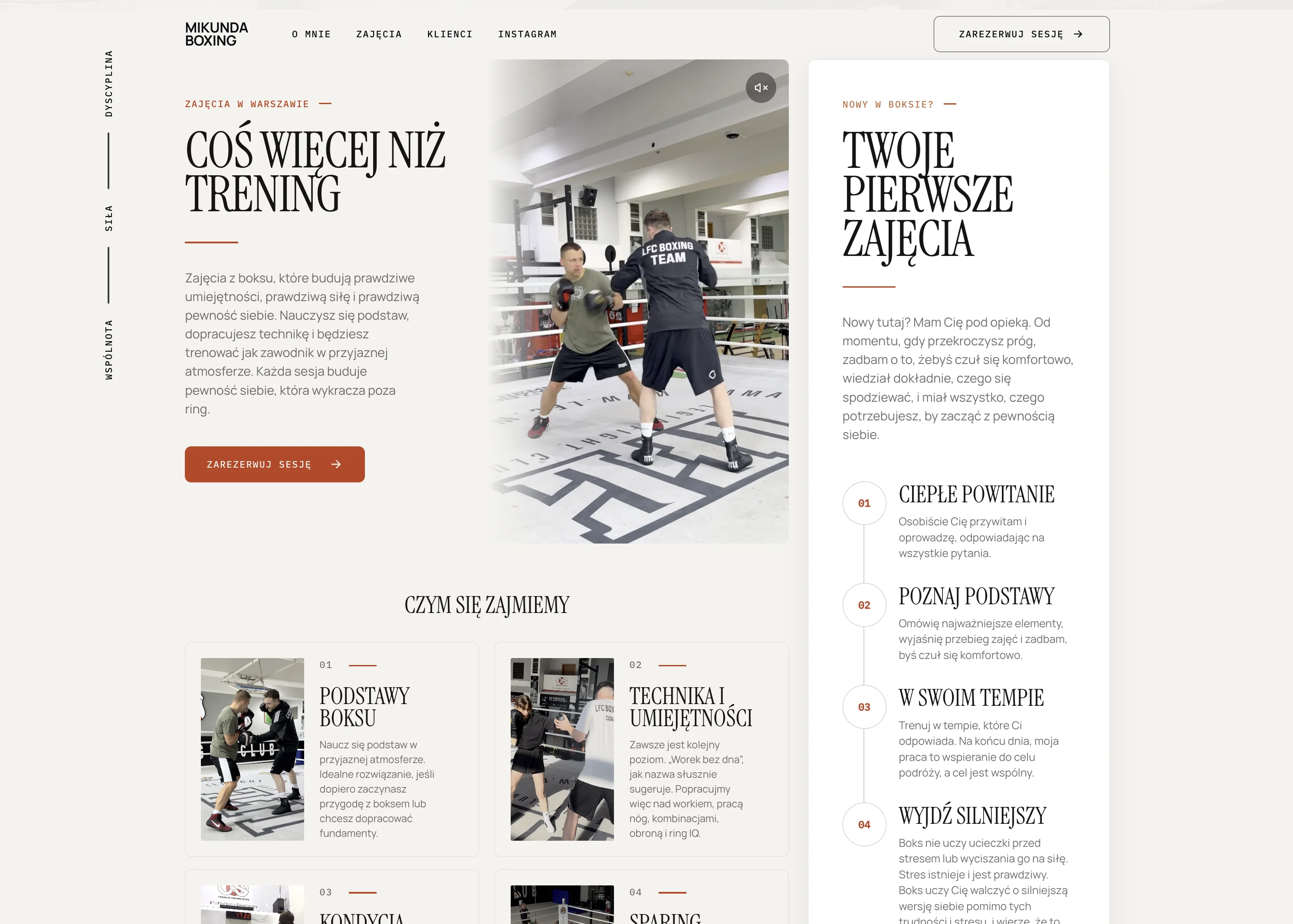 Strona Mikunda Boxing z sekcją Twoje pierwsze zajęcia, która opisuje cztery kroki pierwszego treningu